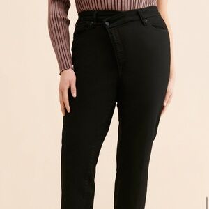 Good American crossover denim